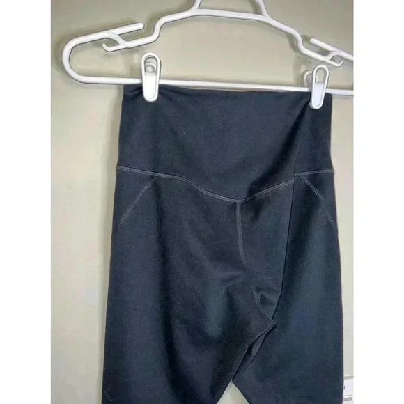 SOLD Girlfriend Collective leggings size small - Picture 4 of 8